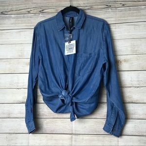 NWT boyfriend button down